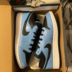 Jordan 1 low unc